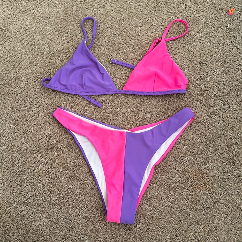 Bikini got on Catalina island pink purple triangle top butt scrunch cheeky high